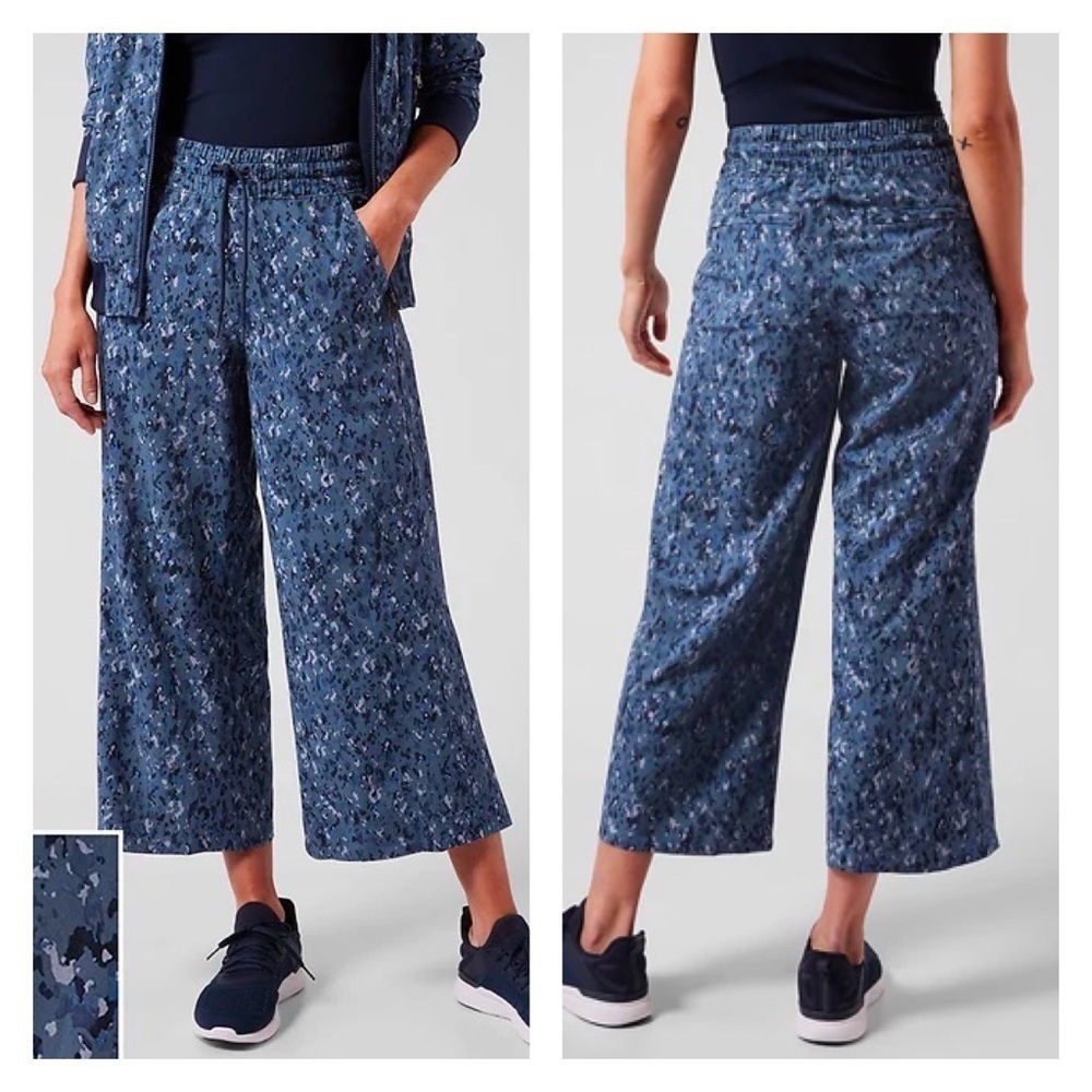 Athleta Avenue‎ Wide Leg Crop Pant in Captivate Chrome Blue 8